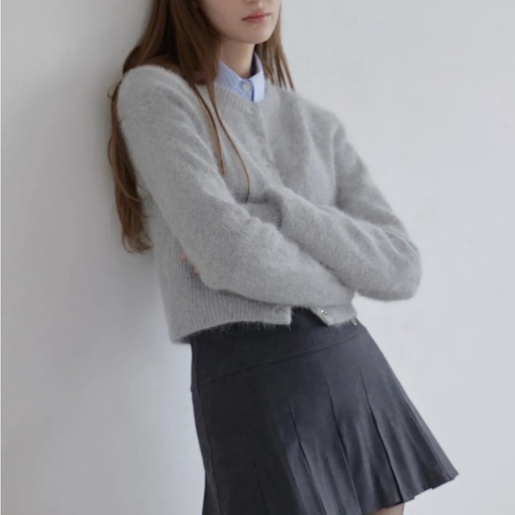 Letter from the moon cony dustbCardigan - Picture 2 of 5